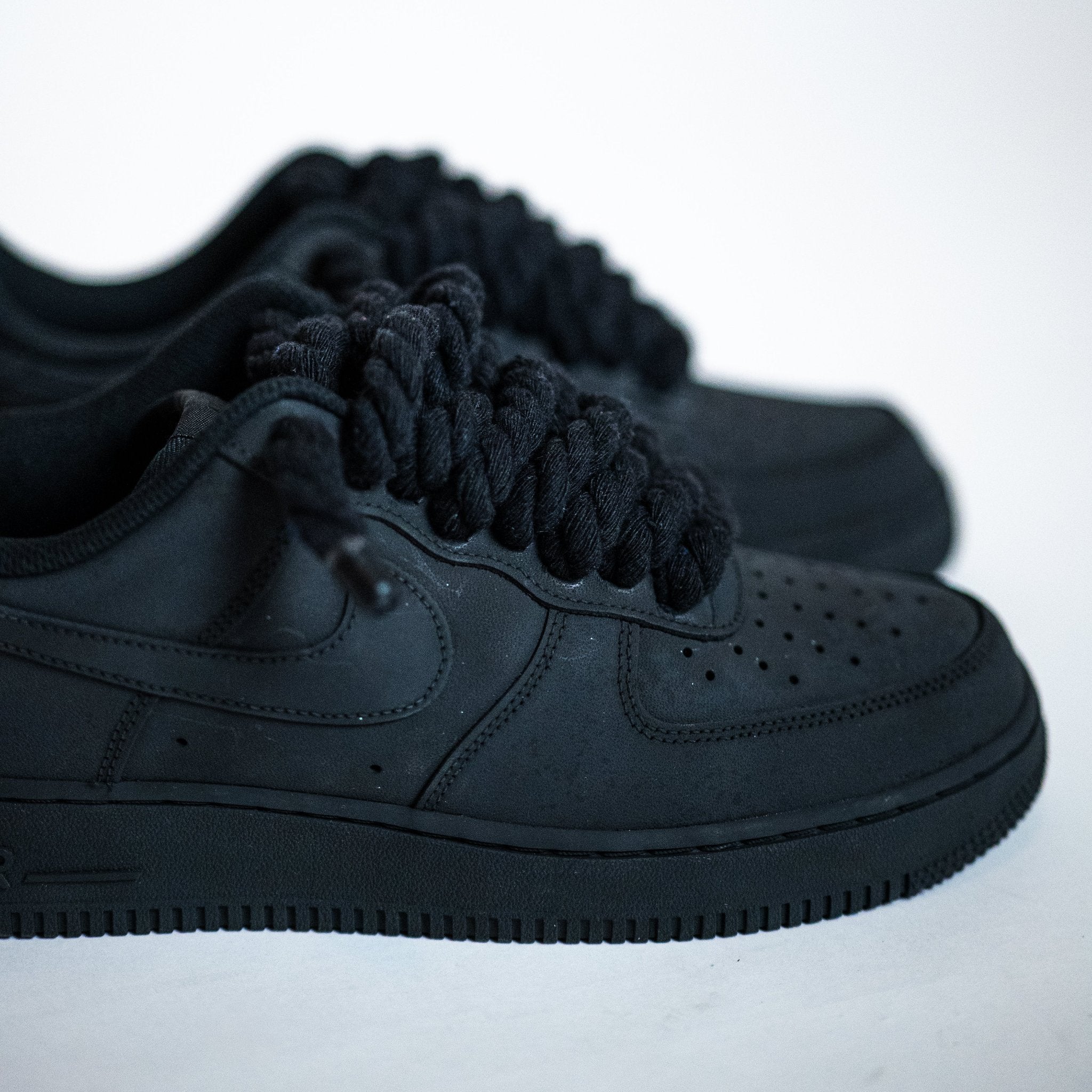 matt black air force 1