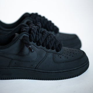 Nike air force 1 matt sorte med reb snørrebånd 