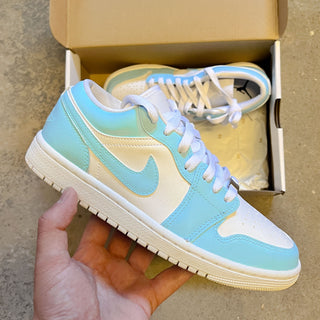 Baby blå - Jordan 1 low str. 37.5